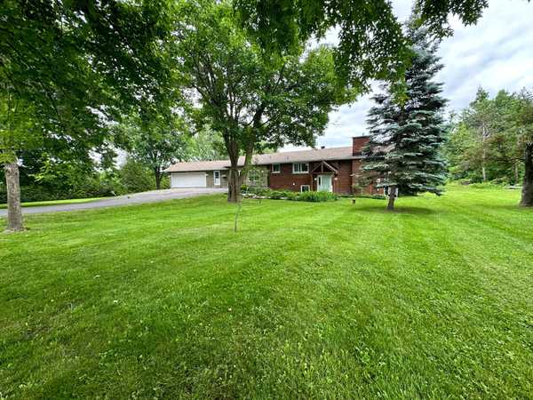 18252 COUNTY 19 RD, South Glengarry, ON K6K 0A7