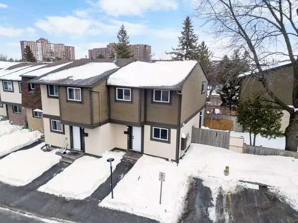 Blossom Park - Airport And Area, ON K1T 2A8,2650 Pimlico CRES #107