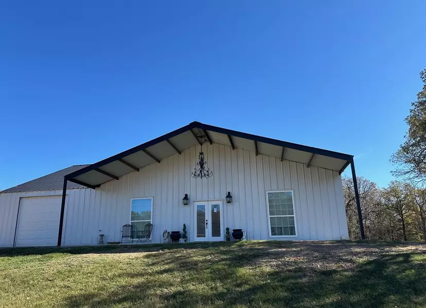 335 Ponderosa, Bowie, TX 76230