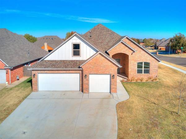 11601 NW 111th Street, Yukon, OK 73099