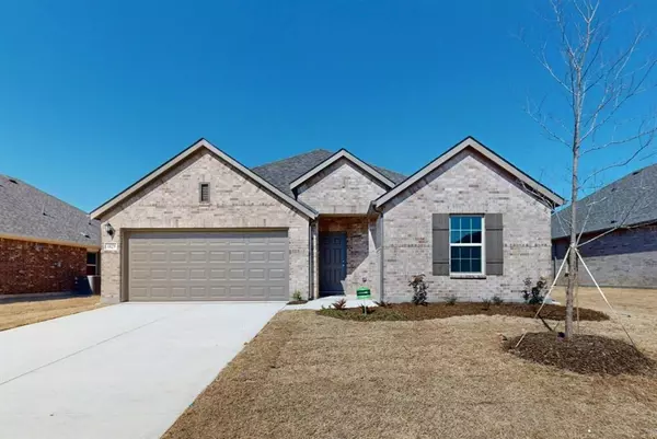 1129 Birchwood Drive, Crowley, TX 76036