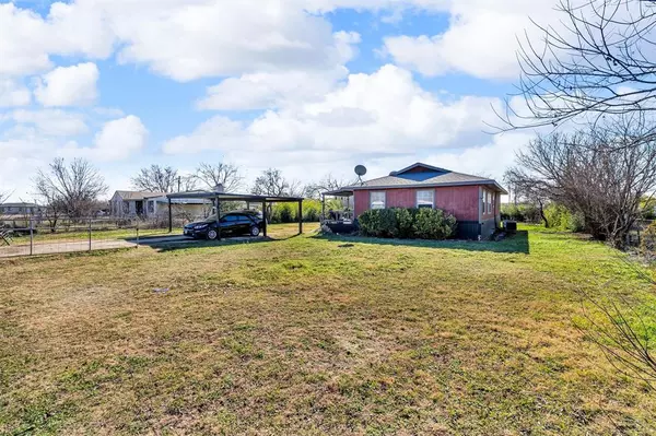 8966 Adams Circle, Cresson, TX 76035