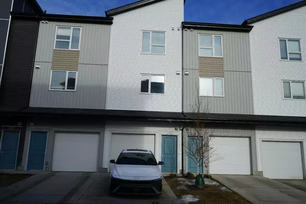 Calgary, AB T3N1V7,301 Redstone BLVD NE #363