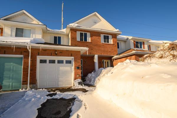 53 Springcreek CRES, Kanata, ON K2M 2M2