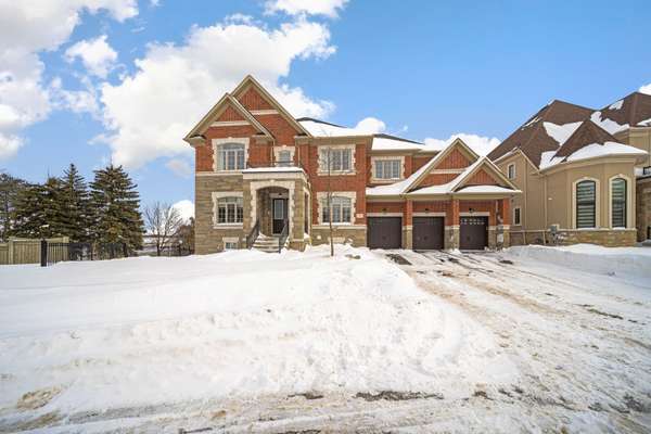 72 BELLADONNA CIR, Brampton, ON L6P 4B6