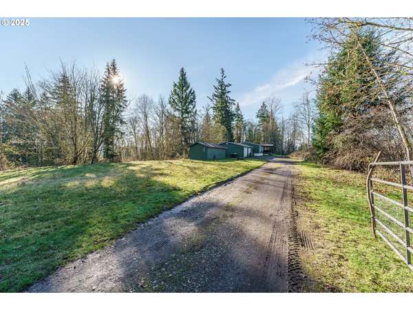 302 TAMARACKS DR, Onalaska, WA 98570