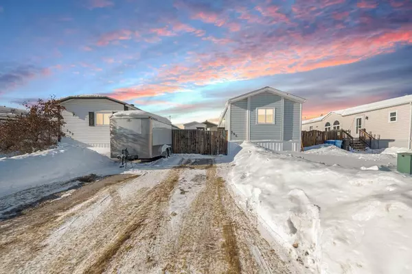 396 Cree RD, Fort Mcmurray, AB T9K 1Y4