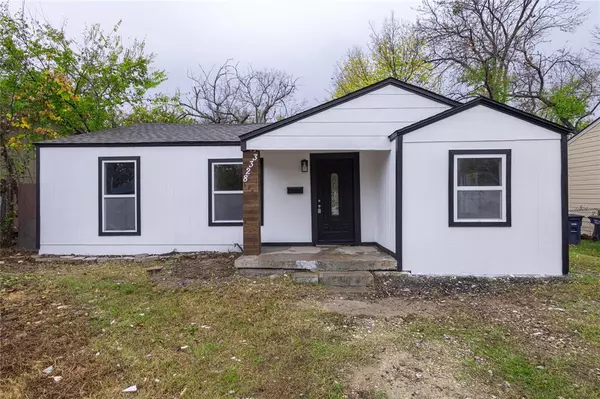 3328 Hazeline Road, Fort Worth, TX 76103