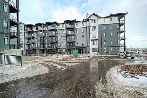 Calgary, AB T3R 2A9,30 Sage Hill WALK Northwest #104