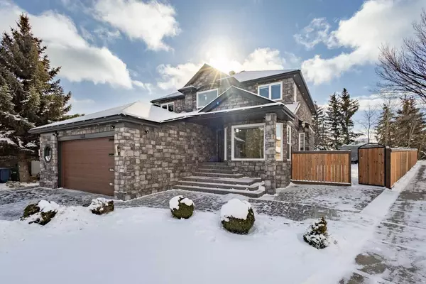 8 Edgevalley MNR Northwest, Calgary, AB T3A 5E1