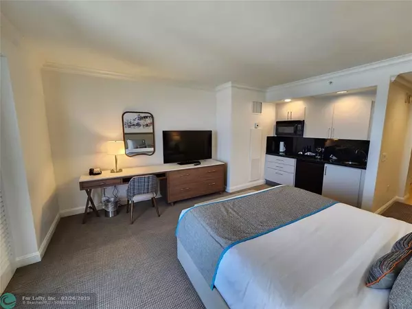 Fort Lauderdale, FL 33304,601 N Ft Lauderdale Bch Blvd #1116