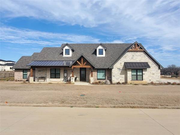 000 Private Road 192, Blum, TX 76627