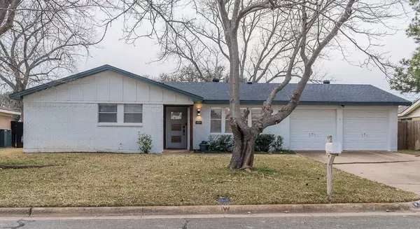 3621 Harber Drive, Bedford, TX 76021