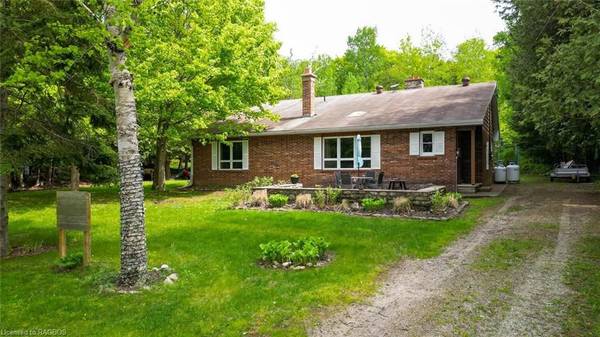 72 SOUTH SHORE RD, Northern Bruce Peninsula, ON N0H 1W0