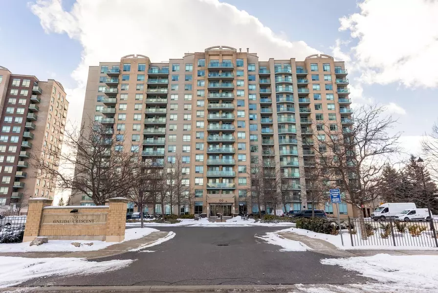 39 Oneida CRES #608, Richmond Hill, ON L4B 4T9