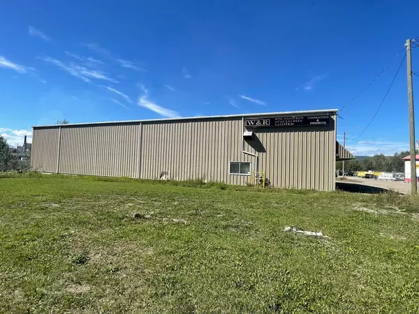 Hinton, AB T7V 1G2,109 KING ST