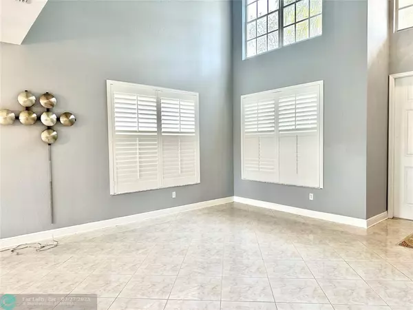 Vero Beach, FL 32966,1886 SW Grey Falcon Cir