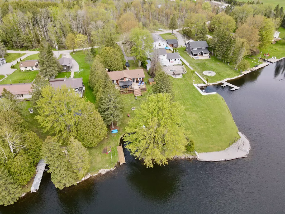 Kawartha Lakes, ON K0M 2B0,21 Trent View RD