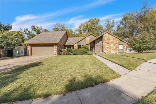 2504 O J Talley Circle, Norman, OK 73072