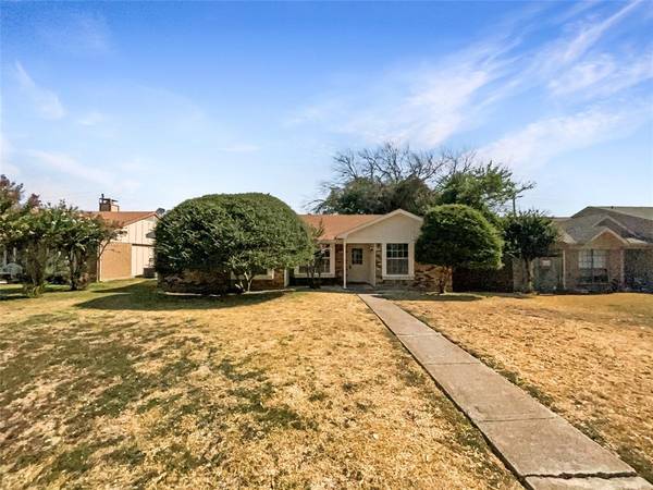 2126 Norway Drive,  Garland,  TX 75040