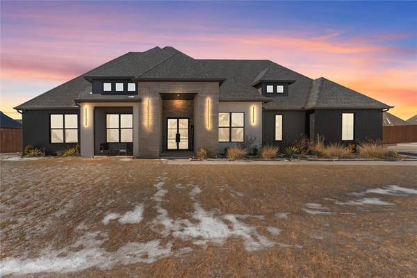 1233 Collis Court, Newcastle, OK 73065