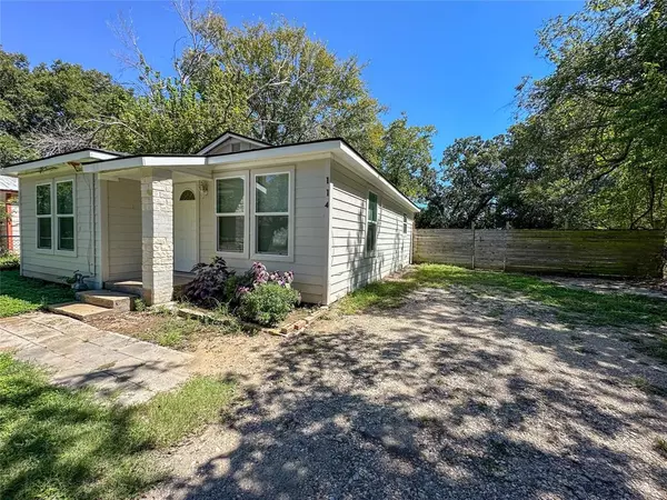 Cleburne, TX 76031,114 Katy Street