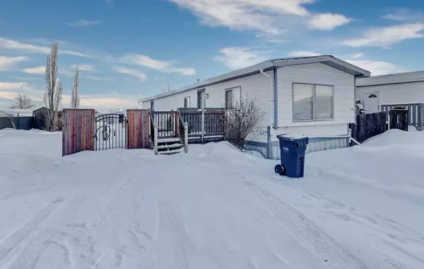 9824 104 AVE #114, Clairmont, AB T8X5A9