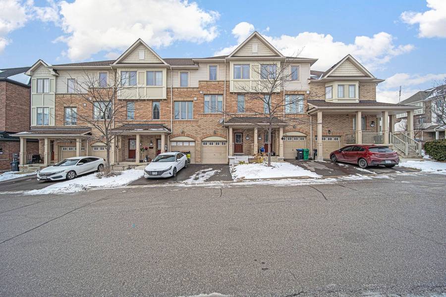 103 Cedar Lake CRES, Brampton, ON L6Y 0R1