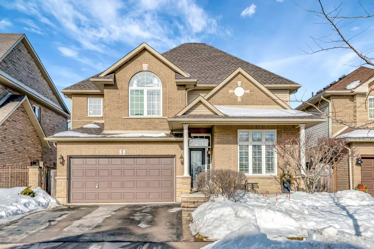 Hamilton, ON L0P 1P0,7 Bocelli CRES