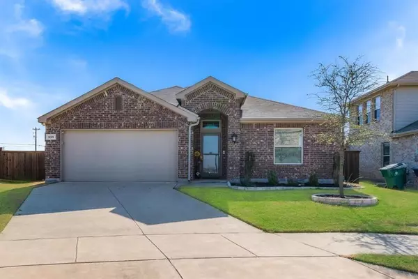 1225 Dravite Drive, Cross Roads, TX 76227