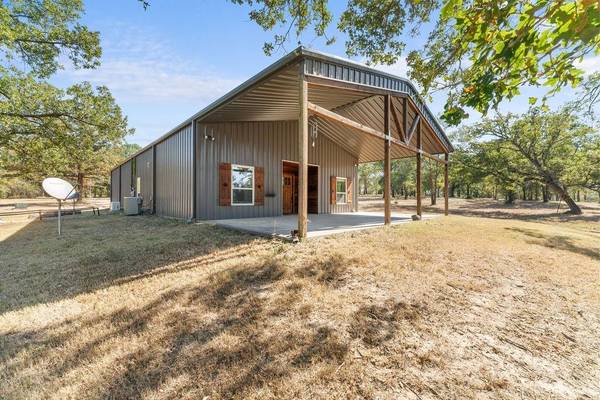 3978 Vz County Road 2901, Eustace, TX 75124