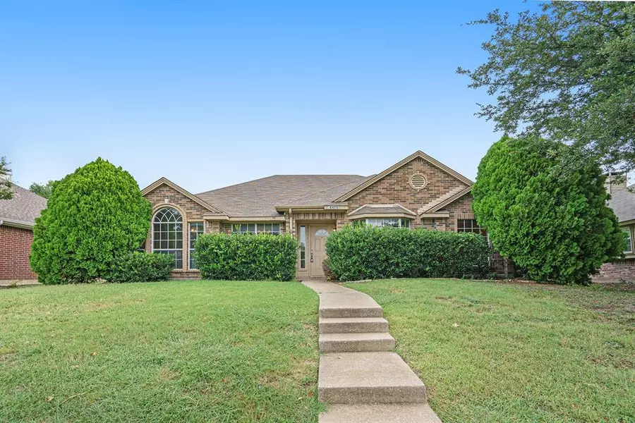 8470 Hidden Spring Drive, Frisco, TX 75034