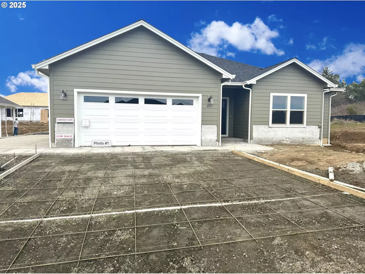 Sutherlin, OR 97479,947 Medina AVE