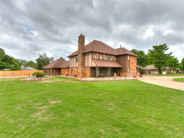 1300 Elk Run,  Yukon,  OK 73099