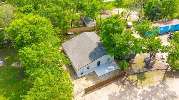 210 VZ County Road 3841, Wills Point, TX 75169