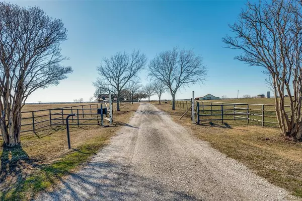 12669 FM 1385 Road, Pilot Point, TX 76258