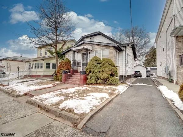 Hillside Twp., NJ 07205,32 Sager Pl