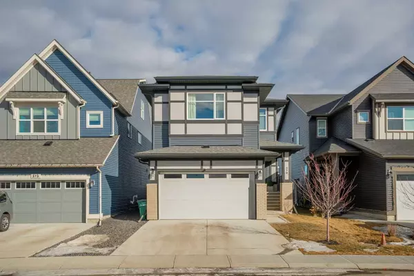 379 Lawthorn WAY SE, Airdrie, AB T4A 3M7