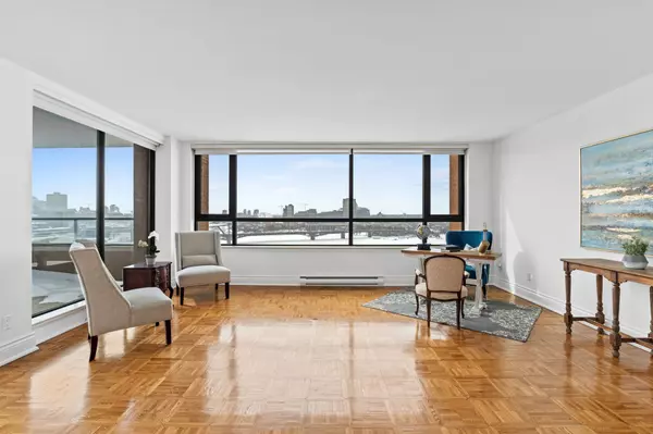 Lower Town - Sandy Hill, ON K1N 9C8,40 Boteler ST #1201