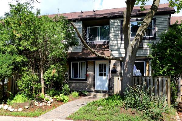 366 Scottsdale DR, Guelph, ON N1G 2Z8