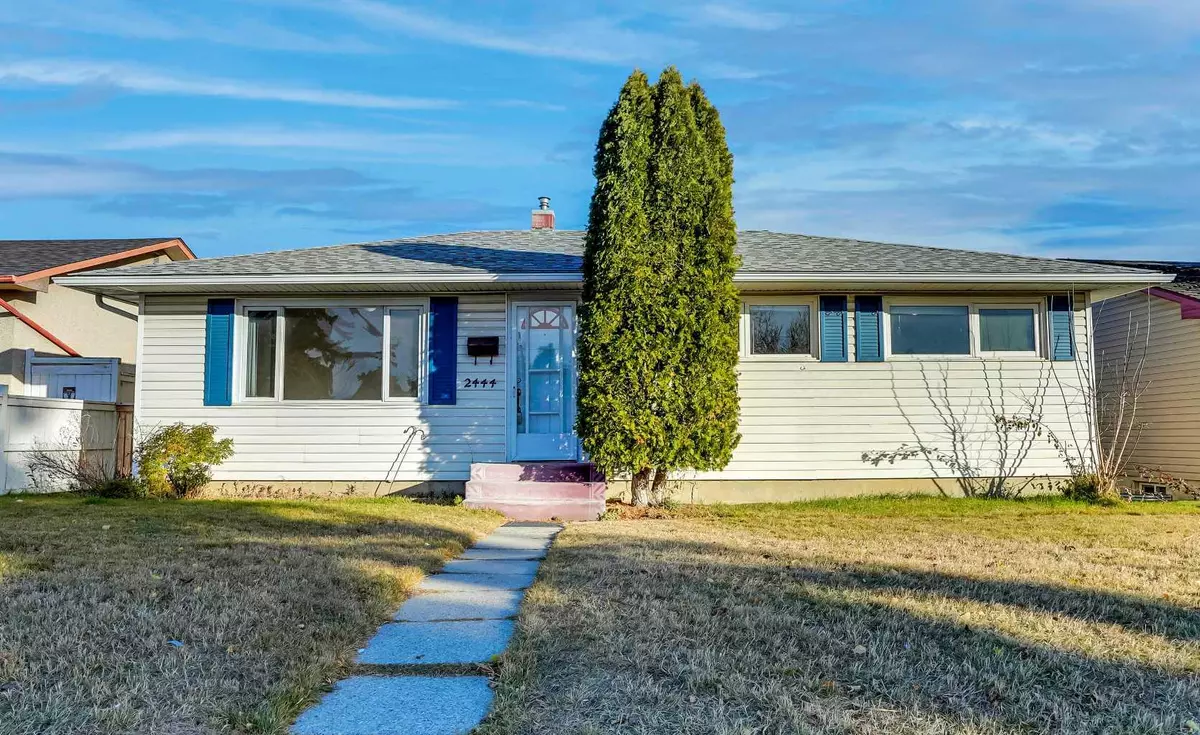 Calgary, AB T2B 1J6,2444 44 ST Southeast