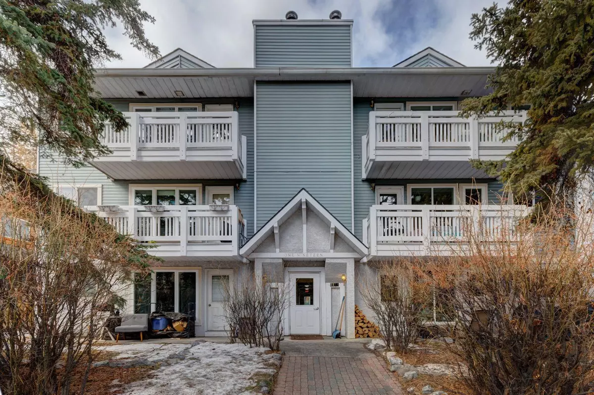 Banff, AB T1L 1G4,119 Muskrat ST #202