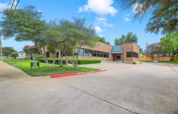 1106 W Randol Mill Road #300,  Arlington,  TX 76012