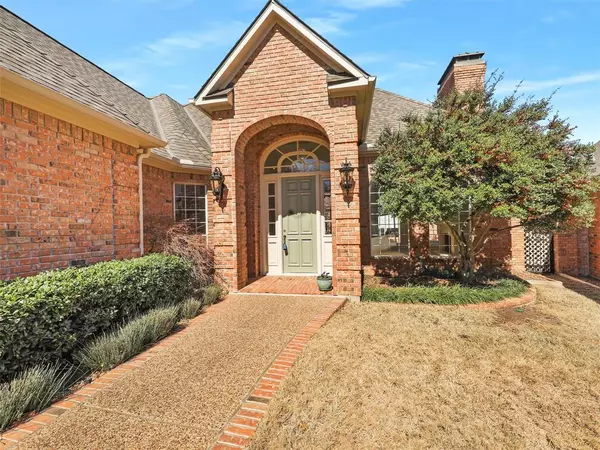 Dallas, TX 75248,17105 Vista Tree Circle