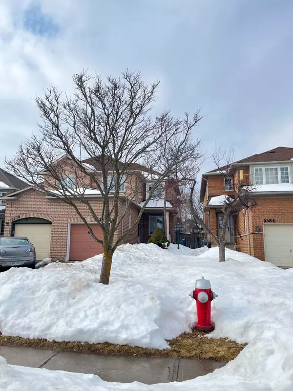 5580 Creditrise PL, Mississauga, ON L5M 6E3