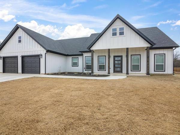 699 Sunflower, Paradise, TX 76073