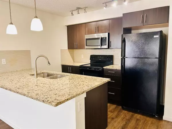 Calgary, AB T2Z 4R2,755 Copperpond BLVD SE #4101