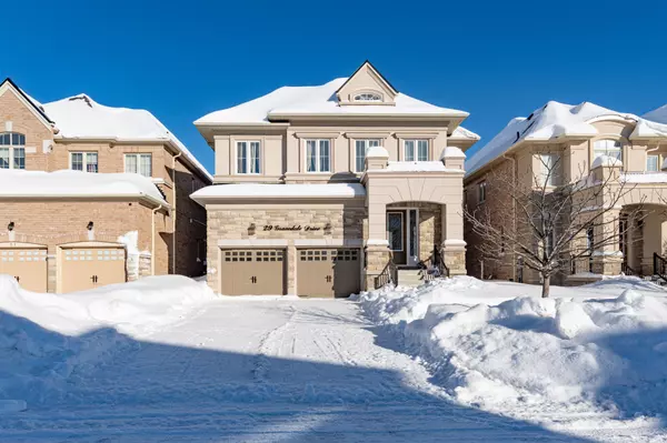 29 Gracedale DR, Richmond Hill, ON L4C 0S8