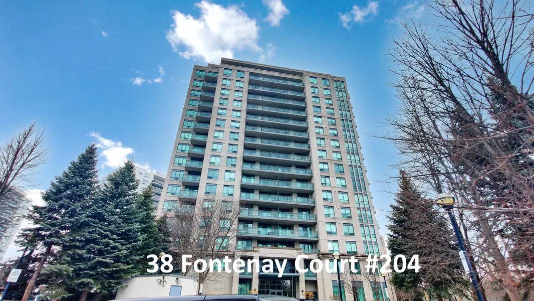 38 Fontenay CT ##204, Toronto W08, ON M9A 4M8