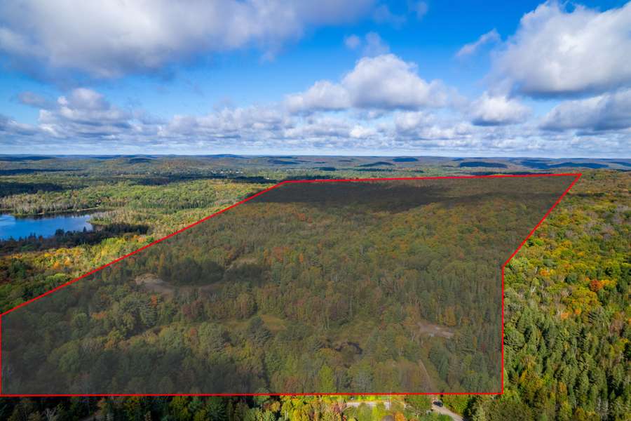 LOT3& 4 LAWSON RD, Huntsville, ON P0A 1M0